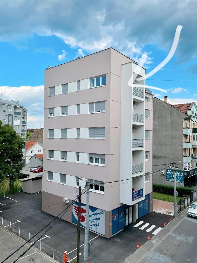 Delux Apartman President Centar Brčko Екстериор снимка